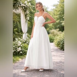 Elegant White Spaghetti-Strap Wedding Gown with Lace Bodice